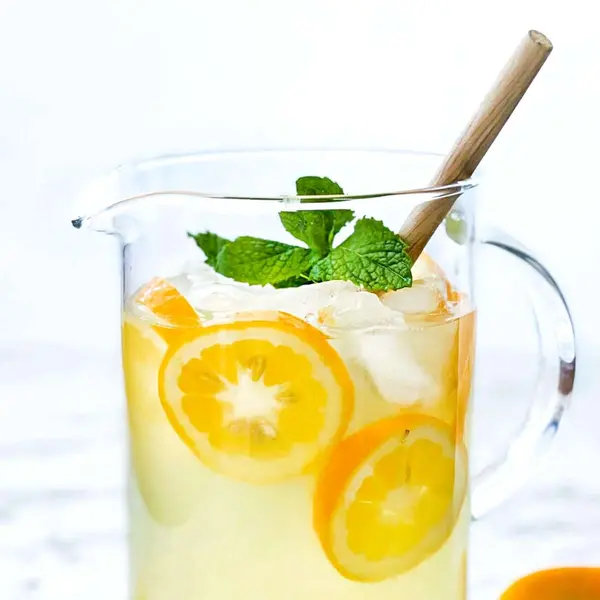 zero-mile-cafe-billiard - lemonade