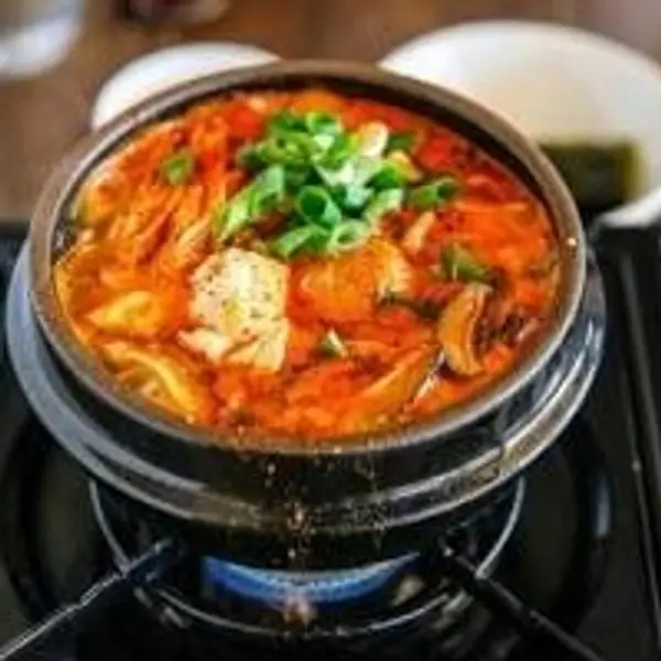 ресторант-корея - 순두부찌개/Сoнтуфу чиге (Пикантна супа с меко тофу) 300g