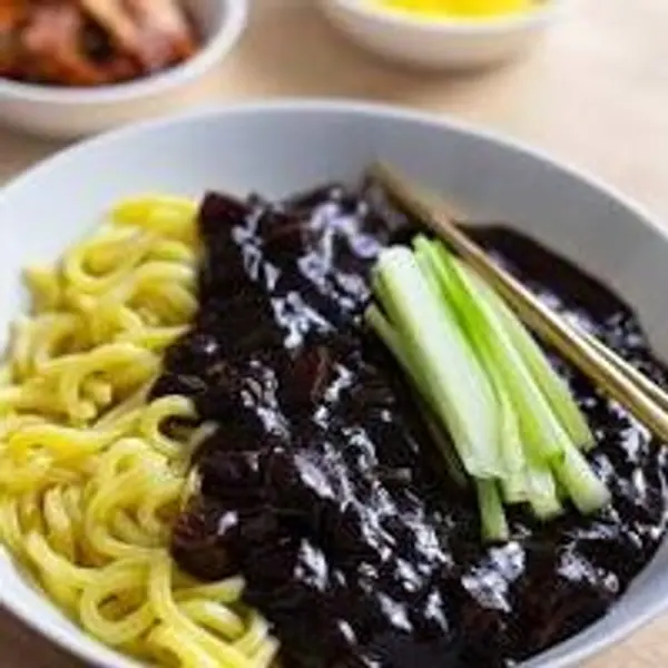 ресторант-корея - 짜장면 /Нудли с червен боб сос/  300g