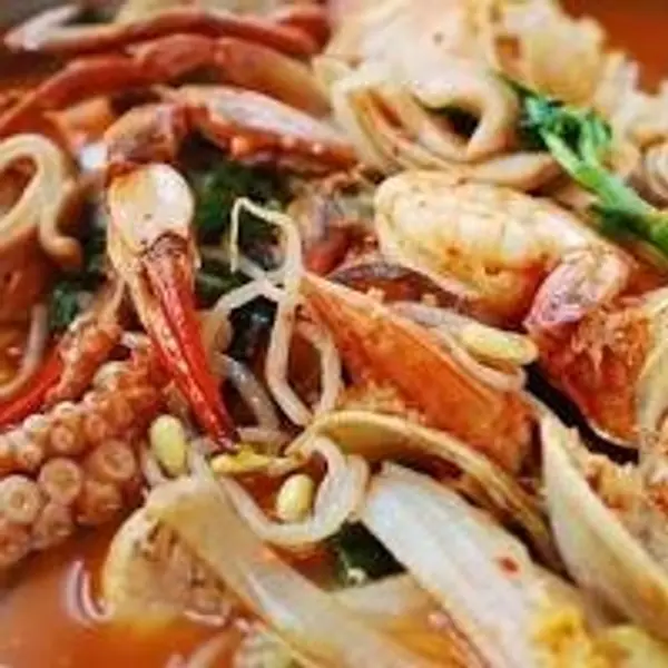 ресторант-корея - 해물탕/Хемултанг (Пикантна корейска супа с морски дарове) 700g 🌶️