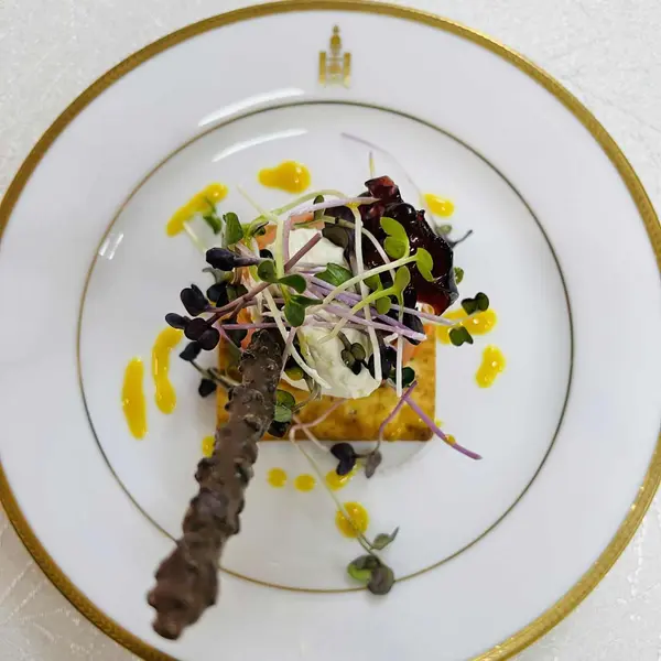 чин-ван-ханддоржиин-рг - Шарсан цагаан загас