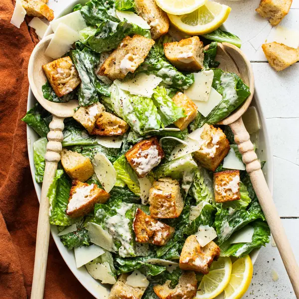 чин-ван-ханддоржиин-рг - Зууш: Цезарь салад - сонголтоор (Сухар талхтай)