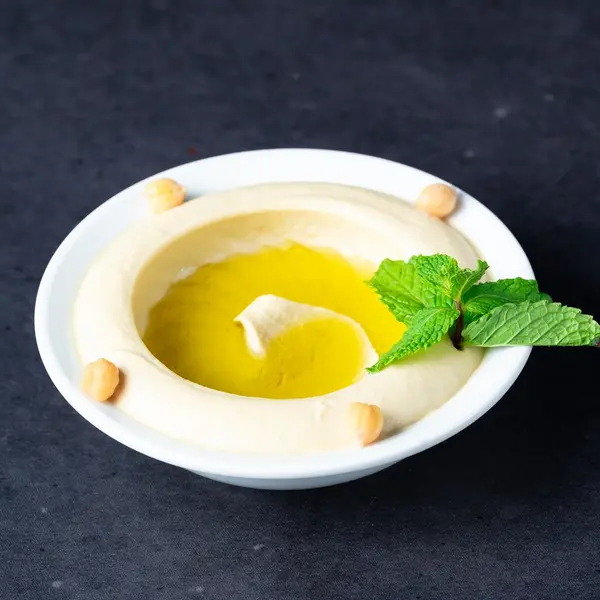 مطعم-السحاب - Hummus