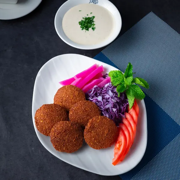 مطعم-السحاب - Falafel