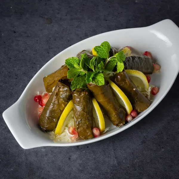 مطعم-السحاب - Vine Leaves